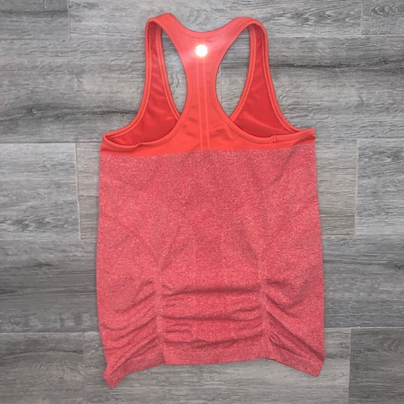 ATHLETA fastest track workout tank top size M - Picture 4 of 8